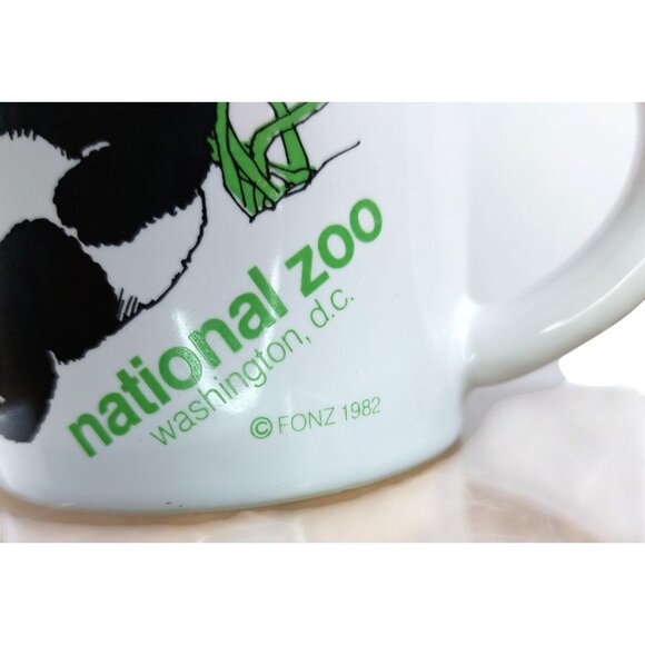 National Zoo Washington D.C. 1982 Panda Mug Ceramic White & Black Vintage - Picture 7 of 9